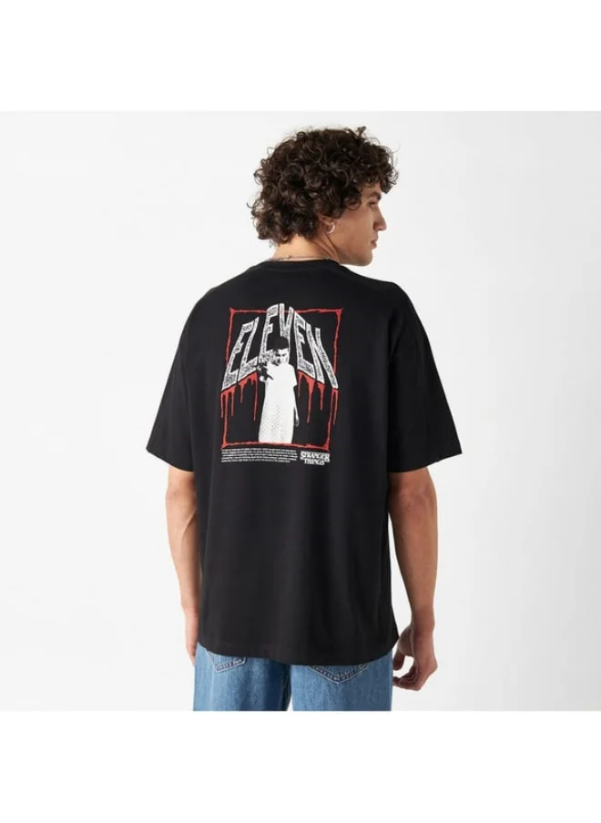 SP Characters Stranger Things Print T-shirt with Crew Neck and Short Sleeves