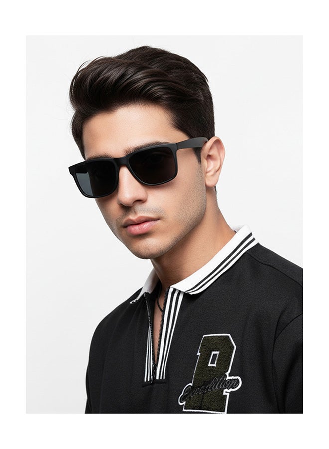 VINCENT CHASE Unisex VINCENT CHASE By Lenskart | Mirage Full Rim Wayfarer Polarized & UV Protected Sunglasses For Men & Women VC S13973 - 56mm - Black - Image 3