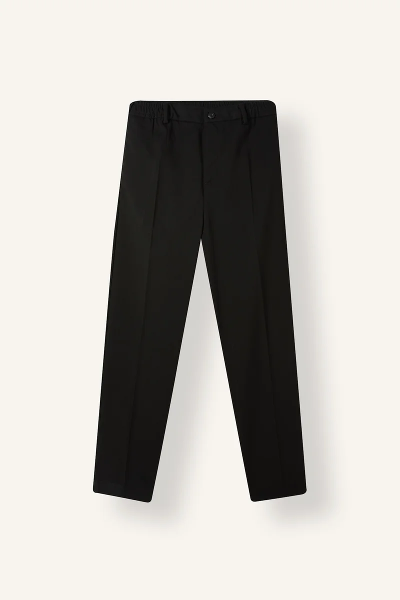 ديفاكتو Regular Fit Classic Straight Leg Pockets Mid-Rise Trousers