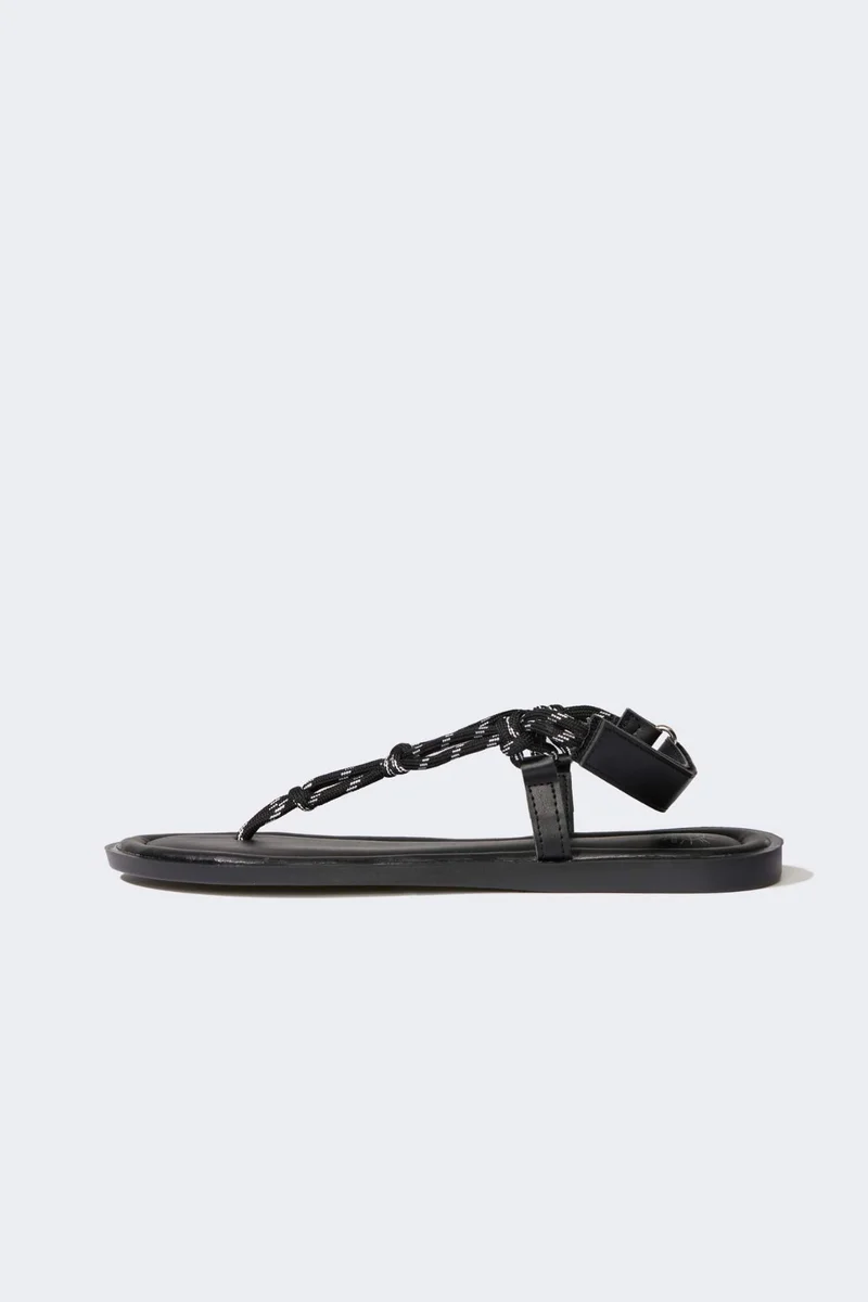 ديفاكتو Woman Single Band Flat Sole Slippers