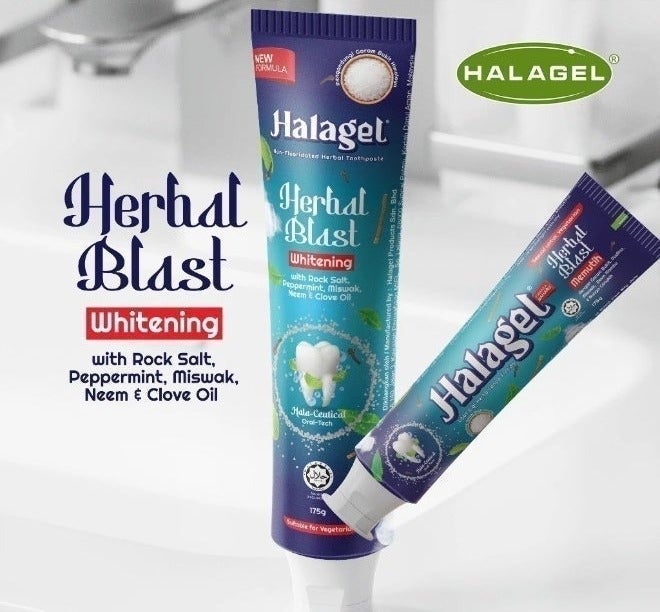 هلاجيل معجون أسنان هالاجيل هيربل بلاست للتبييض 175 جم × 2 – معجون حلال بدون فلورايد بالمسواك والنيم لتبييض الأسنان وانتعاش النفس - Image 3