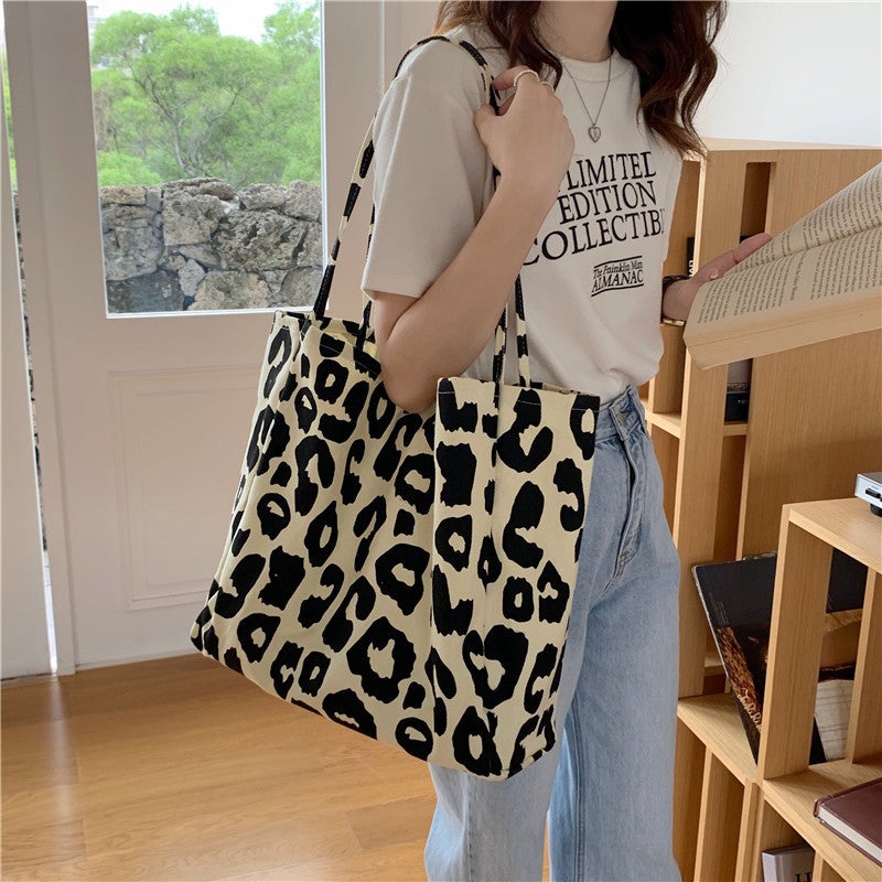 16291 Western Style Beige Leopard Print Tote Bag Large Capacity Animal Pattern Canvas Shoulder Bag Portable Female Student Shopping Bag - Image 5
