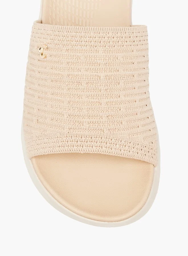 Le Confort Womens Textured Slide Sandals With Slip-On Closure