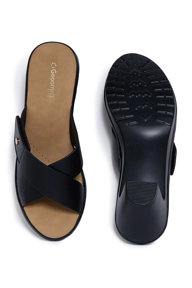 Geoomnii BLACK Geoomnii Comfort Slide Sandals for Women – Cushioned Slip-On Casual Sandals for Daily Wear, Home, Travel & Walking for Women | Best Price UAE
