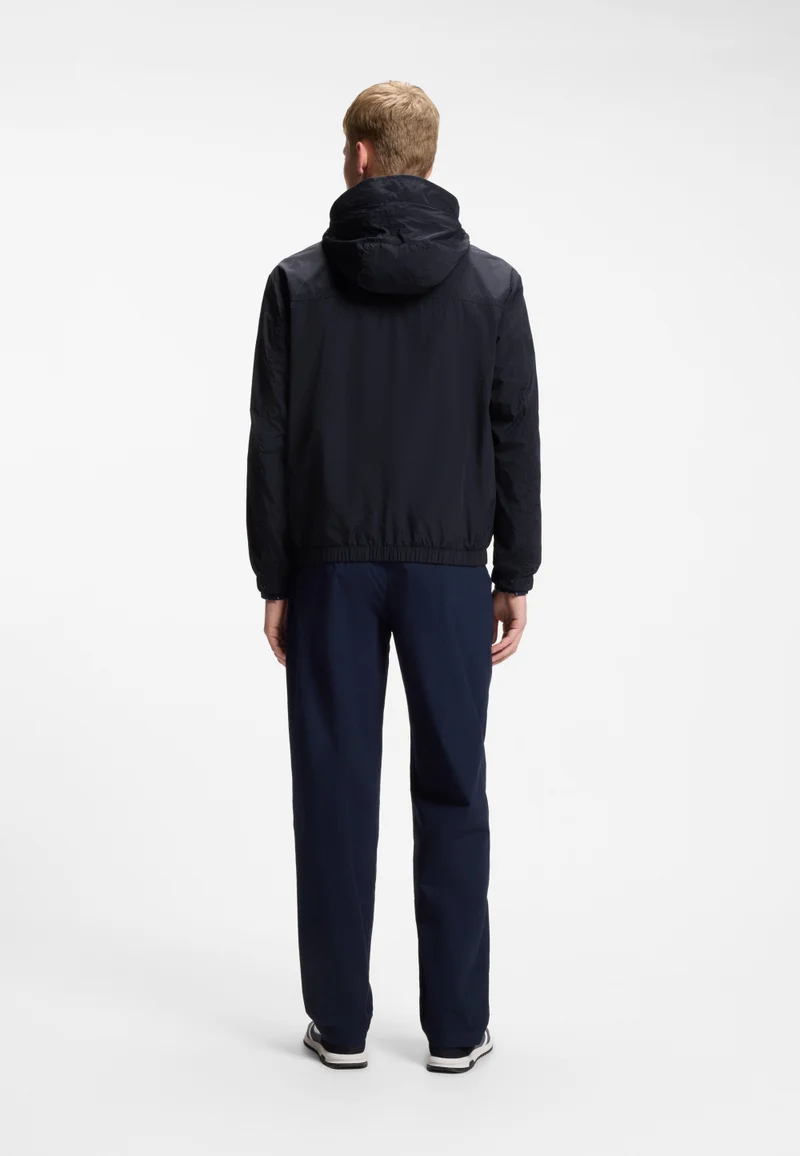 بوس Relaxed-fit hooded jacket in water-repellent fabric
