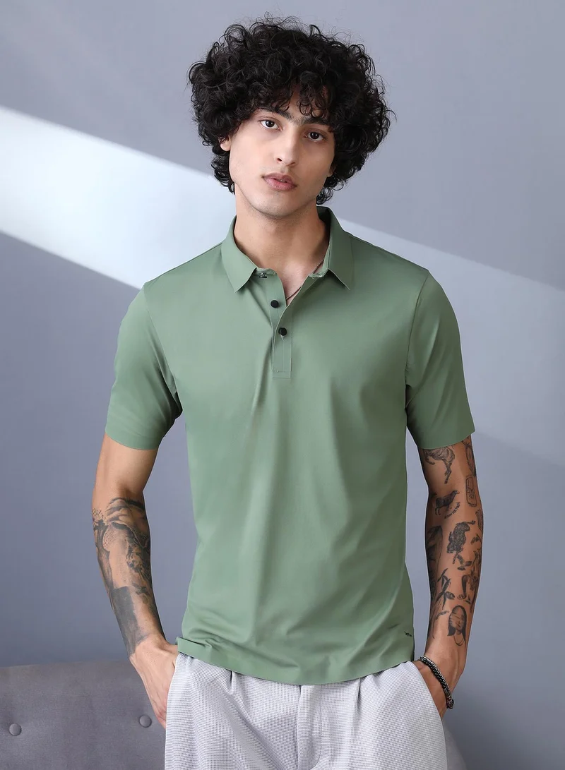 Campus Sutra Men's Pistachio Green Seamless Touchgrain Polo T-Shirt