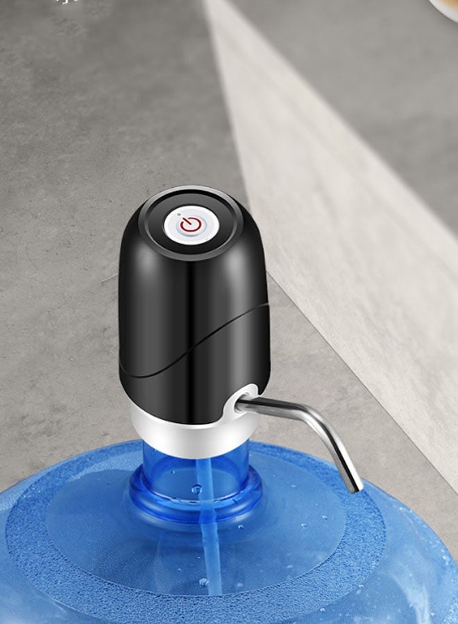 مضخة مياه شرب منزلية محمولة قابلة لإعادة الشحن عبر USB قابلة لإعادة الشحن للمنزل لمضخة مياه الشرب المحمولة لـ 2-5 غالونات أو 5 لتر/6 لتر/10 لتر من المياه المعبأة في زجاجات، ومياه البراميل، ومناسبة للمنزل والمطبخ وغرفة المعيشة والمكتب والتخييم والسفر وغيرها من المشاهد - Image 2
