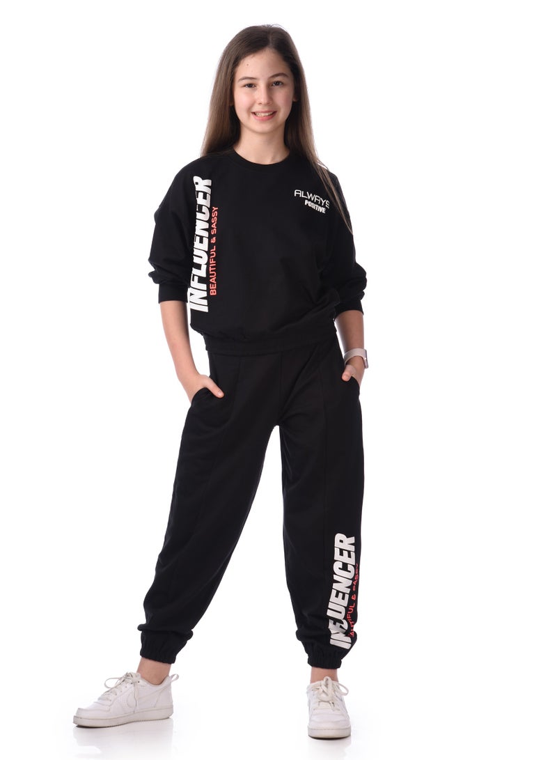 فكتور اند جين سويت شيرت أنيق مع بنطلون رياضي متناسق، مريح في الارتداء. - Image 3