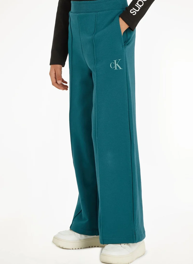 كالفن كلاين جينز بنطال رياضي بشعار للأطفال