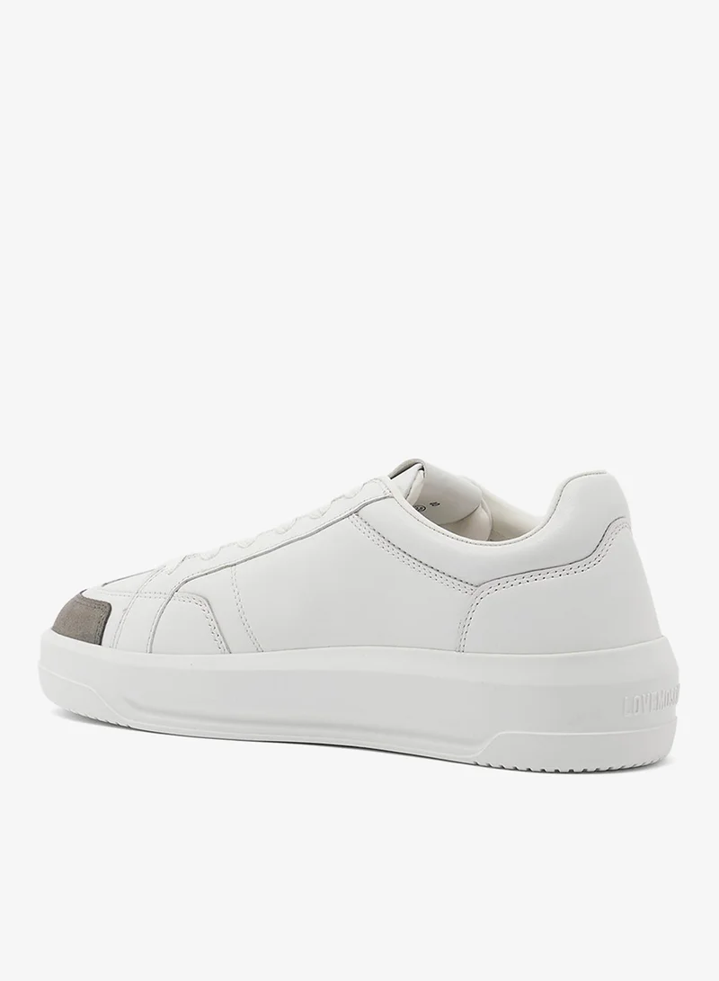 لوف موسكينو حذاء رياضي منخفض بشعار