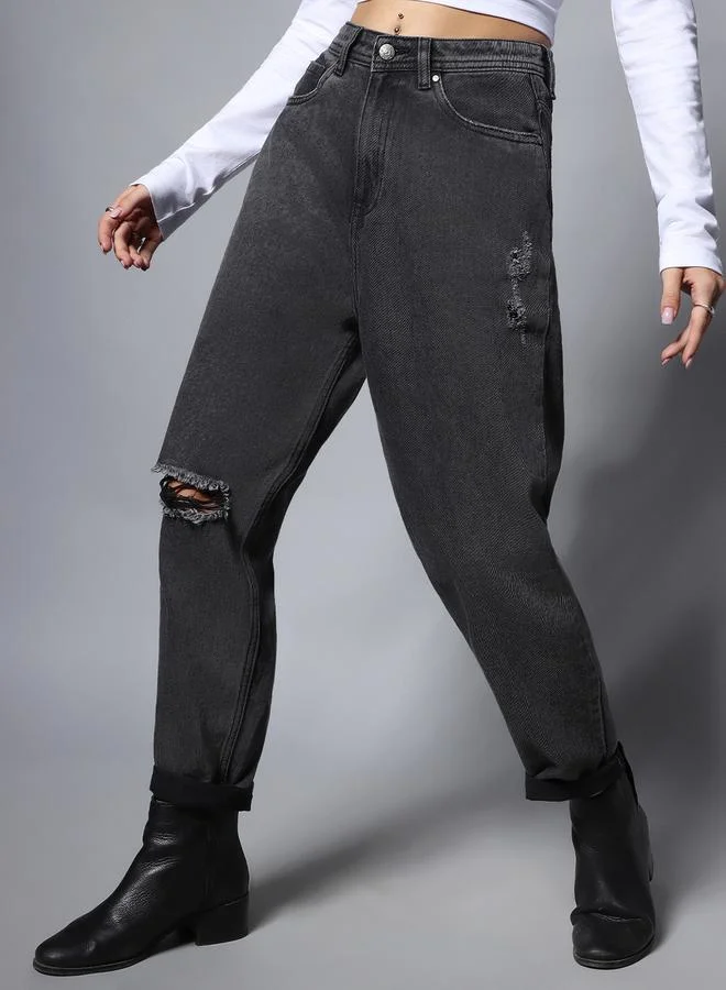HIGH STAR Sliced Knee Relaxed Fit Cropped Jeans by Styli