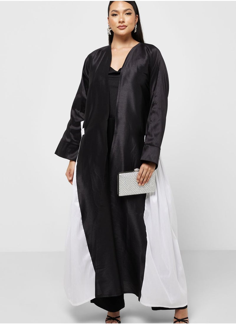 Khizana - Color Block Abaya With Sheila - Image 1