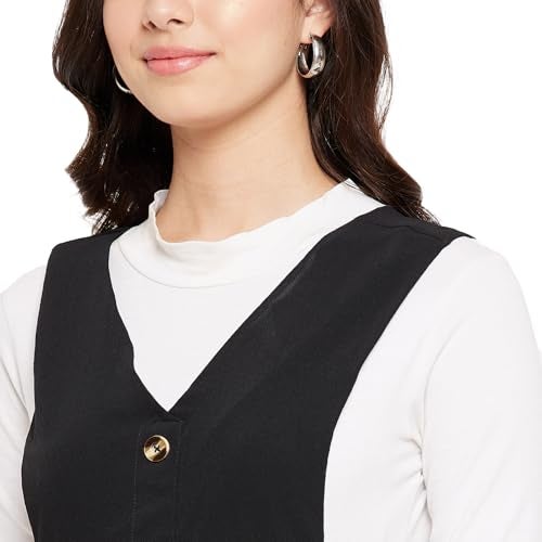 WineRed Women Black Soild Pinafore Dress with Button - Image 4