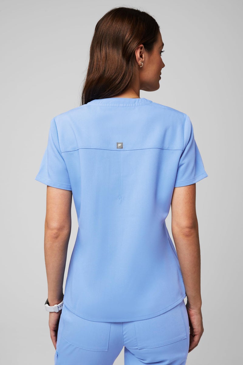 Fabletics Women's Vital 1-Pocket Scrub Top - MotionTech, Wrinkle-Resist, Chest Pocket, Anti-Shrink, Semi-Slim Fit, L, Ceil Blue - Image 2