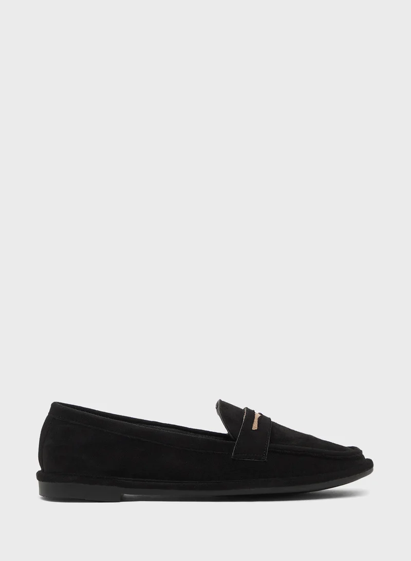 ذا براون Ladies Penny Loafer