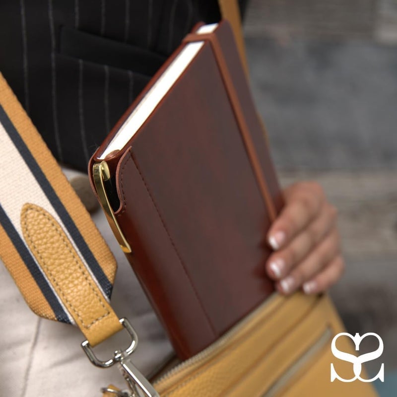 SETTINI ® Lined Journal - Cat Journal for Writing Gift Set - Hardcover Vegan Leather, Includes Luxury Pen in a Unique Pen Holder, 192 Pages, A5, Journal for Women - Image 2