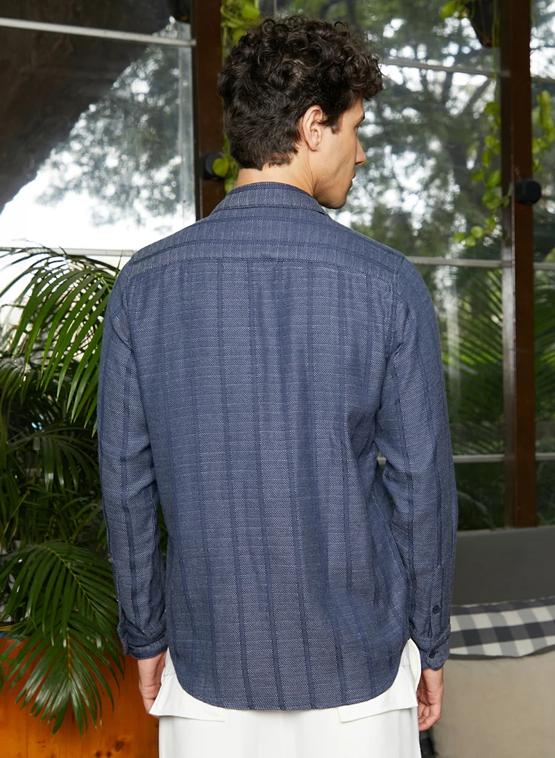 Campus Sutra Men's Lapis Blue Contrast-Weave Relaxed Shirt
