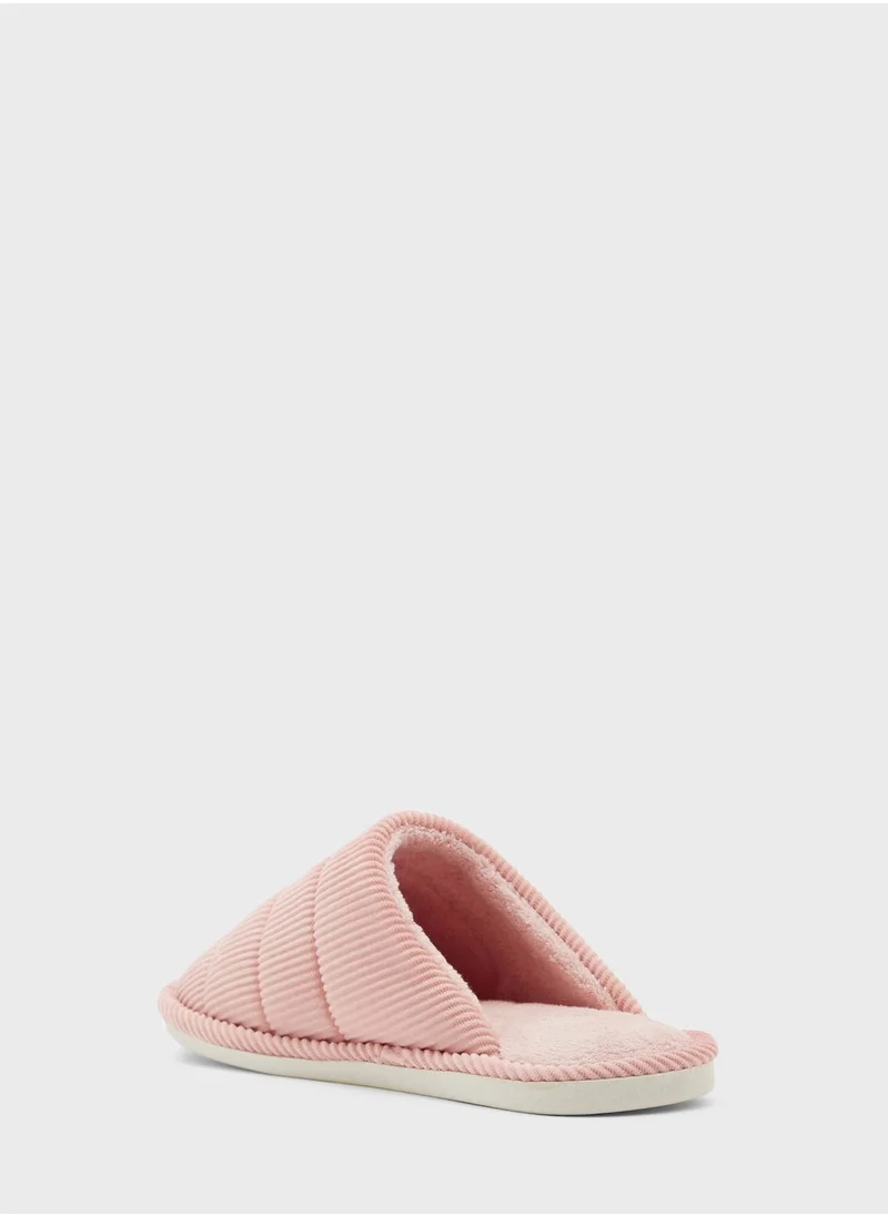Ginger Closed Toe Bedroom Slippers