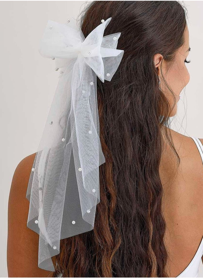 Ginger Ray Bride Pearl Bow Hair Clip - Image 1