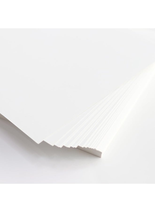 فيرستنوك ورق كرتون أبيض قياس A5 | سمك 250 غرام/م²، سطح ناعم وملمس أنيق | ورق كرتون عالي الجودة بنقشة غير لامعة، مثالي للطباعة والحرف اليدوية والدعوات والاستخدامات المكتبية - عبوة من 50 ورقة - Image 5