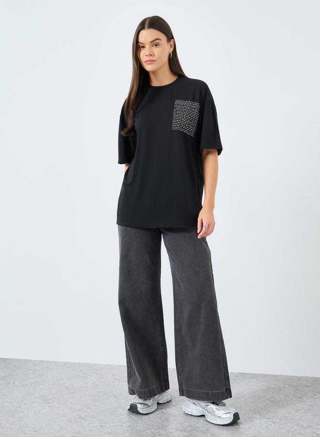 Styli Black Studded Pocket Oversized T-Shirt - Image 3