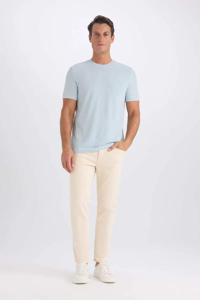 ديفاكتو Slim Fit Crew Neck Crinkle Short Sleeve T-Shirt