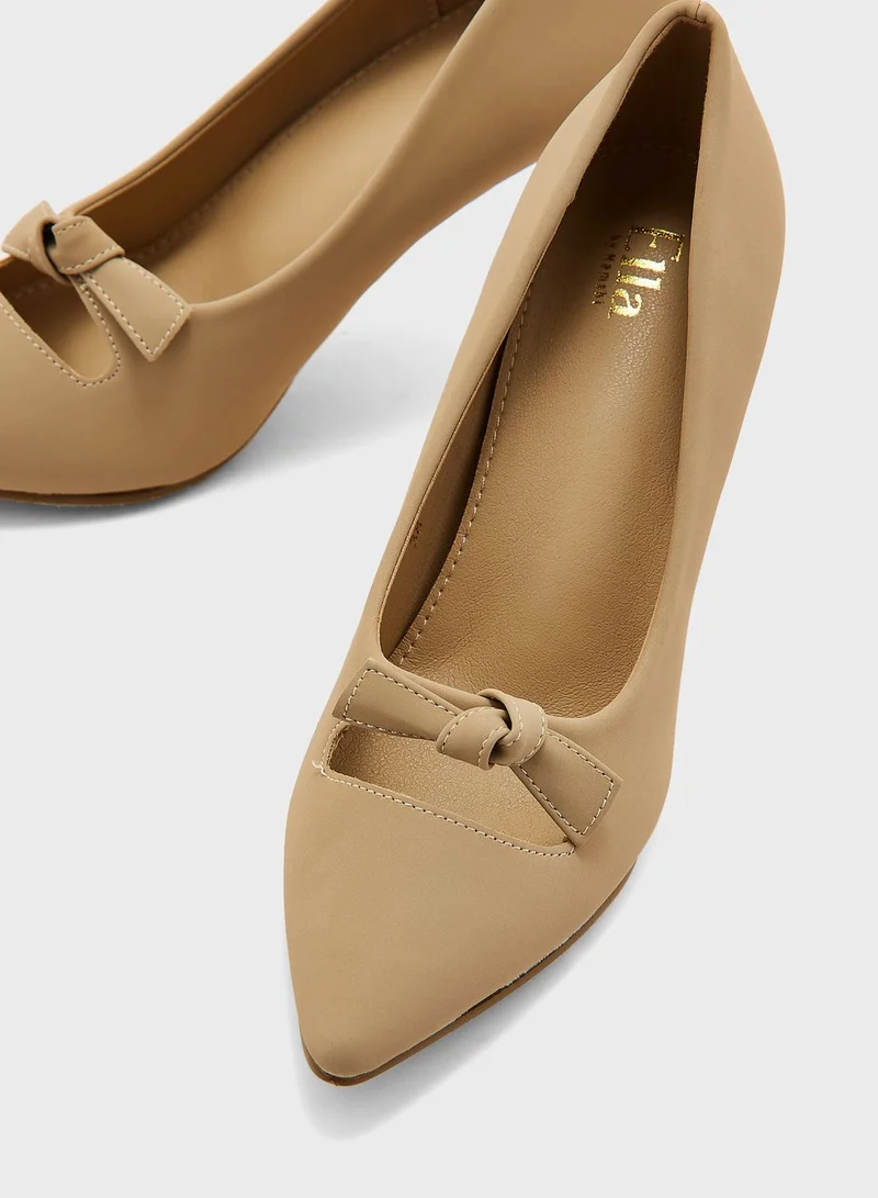 ELLA Bowbpointed Pump