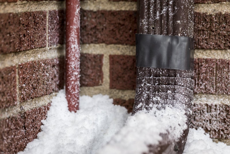 T-REX Ferociously Strong Tape, Duct Tape with UV Resistant & Waterproof Backing for Wood Brick Concrete and More, 12 yd. x 1.88", Gunmetal Gray, 1-Roll (241309) - Image 5