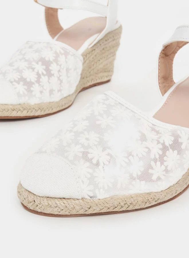 Styli Embroidered Design Ankle Strap Wedge Sandals