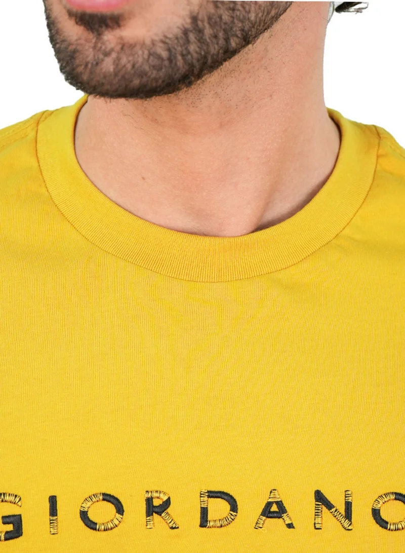 GIORDANO  Men's Cotton Signature Print Slim Fit Tee for Men | Best Price UAE