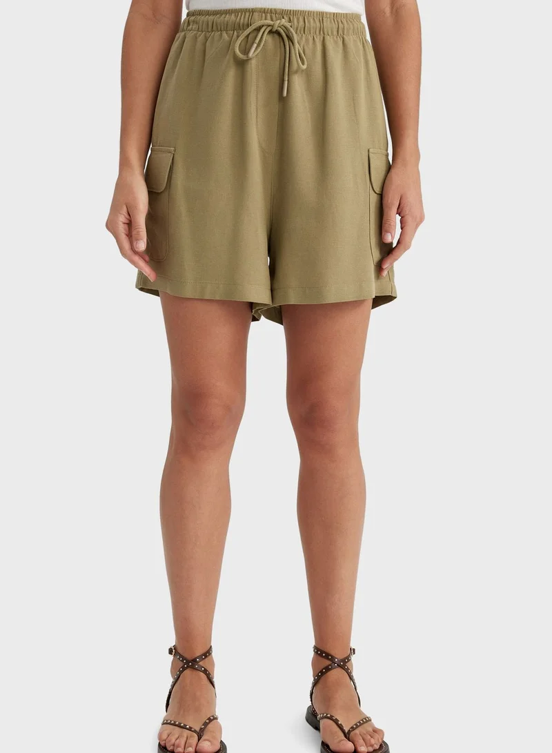 DeFacto High Waist Short