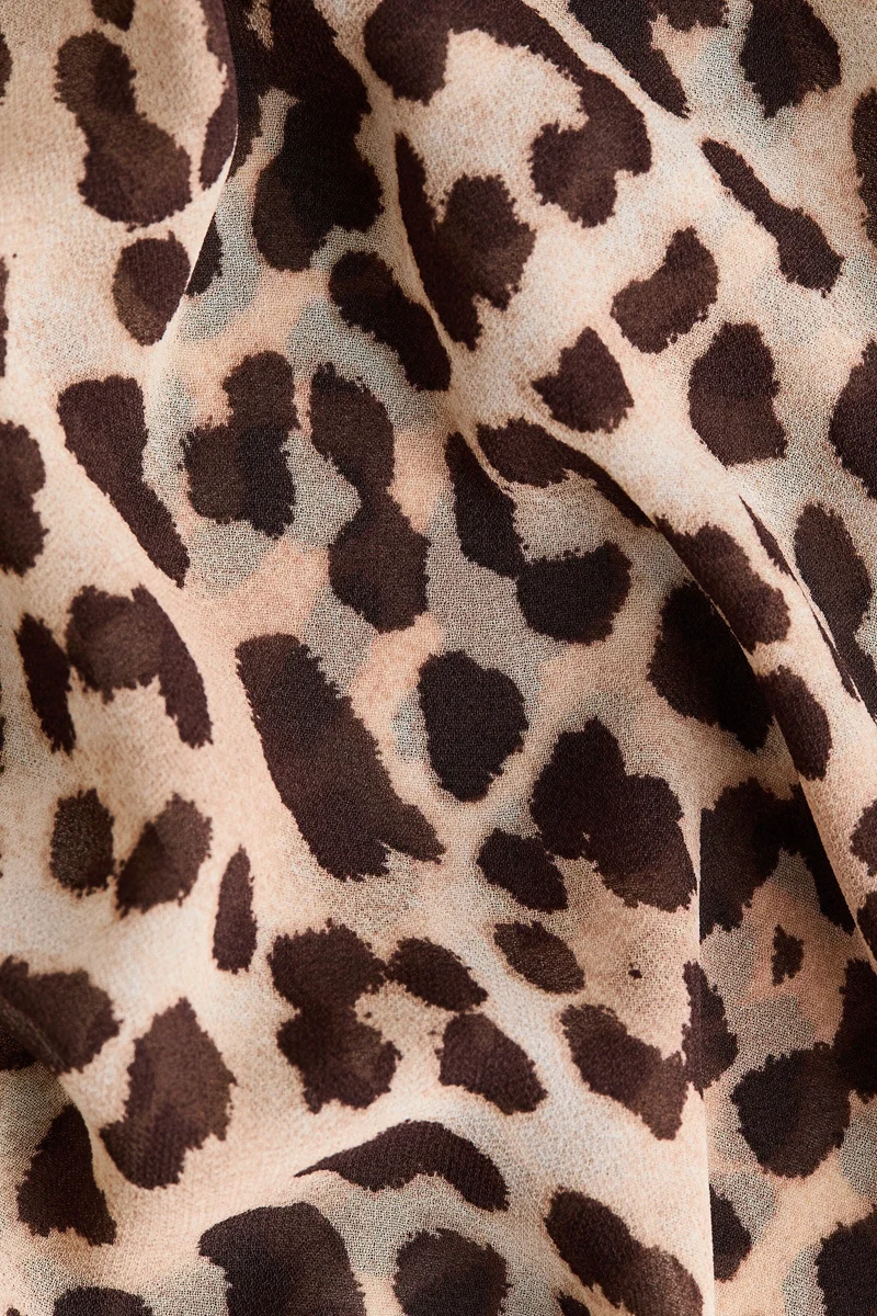 H&M Scarf-collar chiffon top