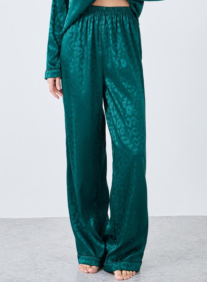 ستايلي طقم بيجامة وقميص ساتان جاكار بنقشة حيوانات - Image 5