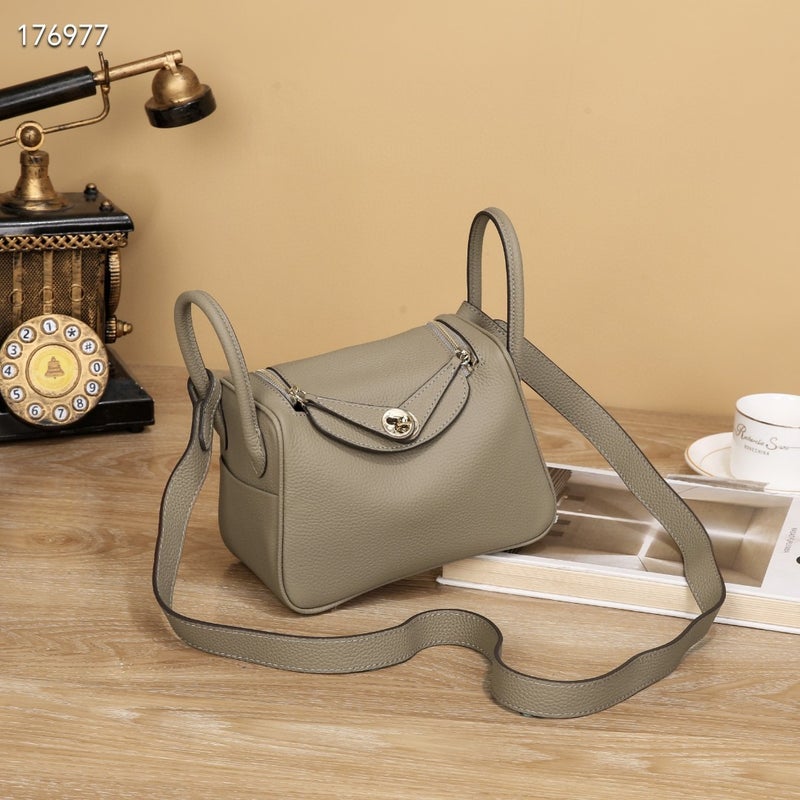 Litchi Pattern First Layer Cowhide Classic Fashion Crossbody Bag Women'S Mini Lindi Bag Mini Pillow Bag Shoulder Bag Trendy - Image 1