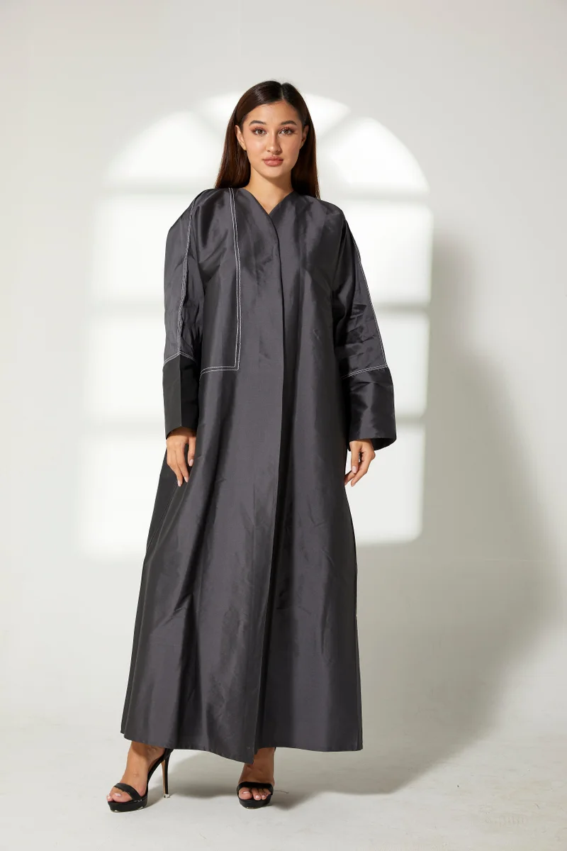 Moistreet Flared Sleeve Abaya
