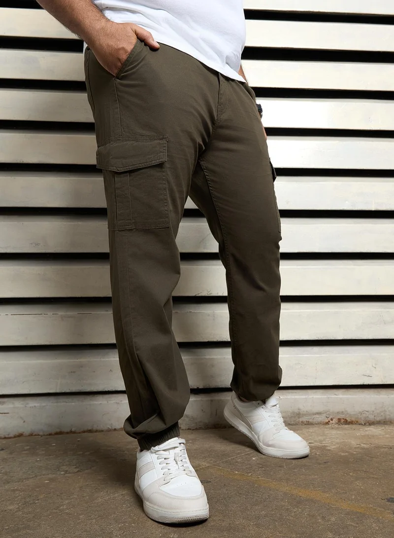 HIGH STAR Men's Dark Olive Cotton Blend Solid Pattern Full Length Cargo Straight Fit Trouser