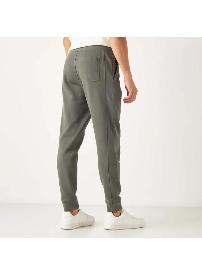 Iconic Iconic Solid Joggers with Drawstring Closure and Pockets