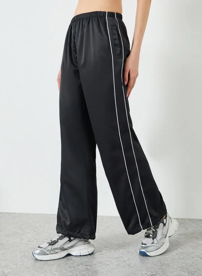 Styli Active Black Dual Side Stripe Toggle Adjuster Straight Pants