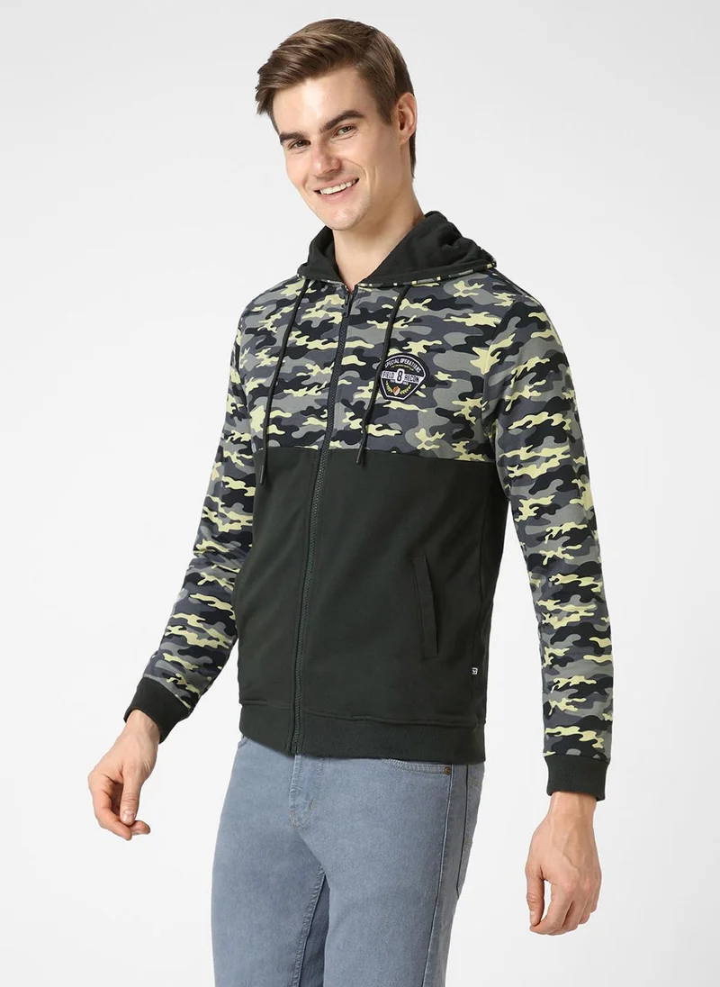 Urbano Fashion Men's Grey Cotton Camouflage Printed Hooded Neck Sweatshirt