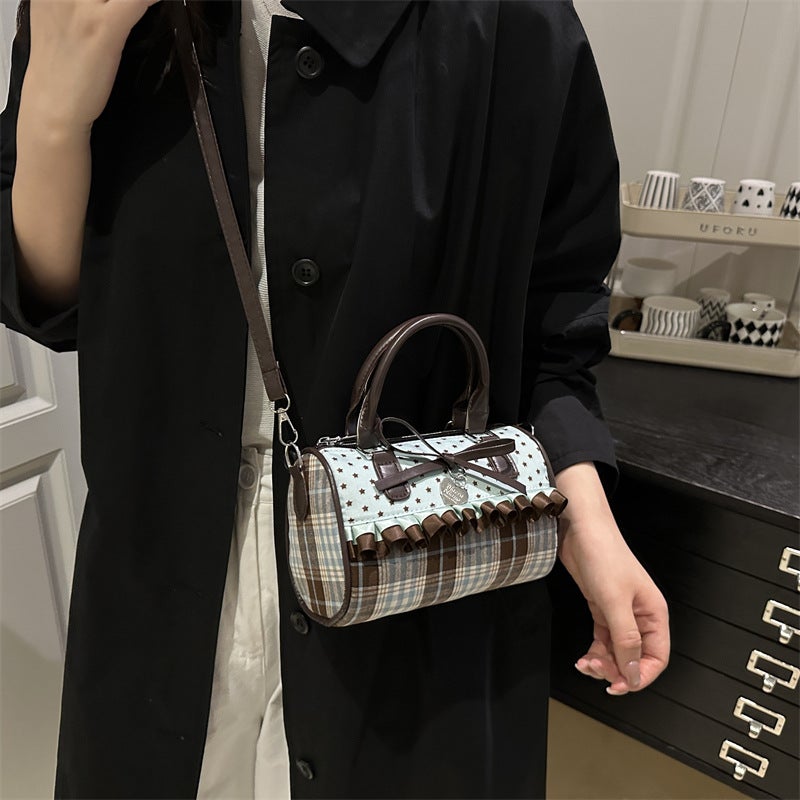 حقيبة كتف نسائية بفيونكة ونقشة منقطة - Image 3