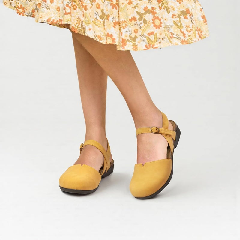 Closed Toe Sandals for Women with Arch Support and Cork Footbed - Yellow - Image 4