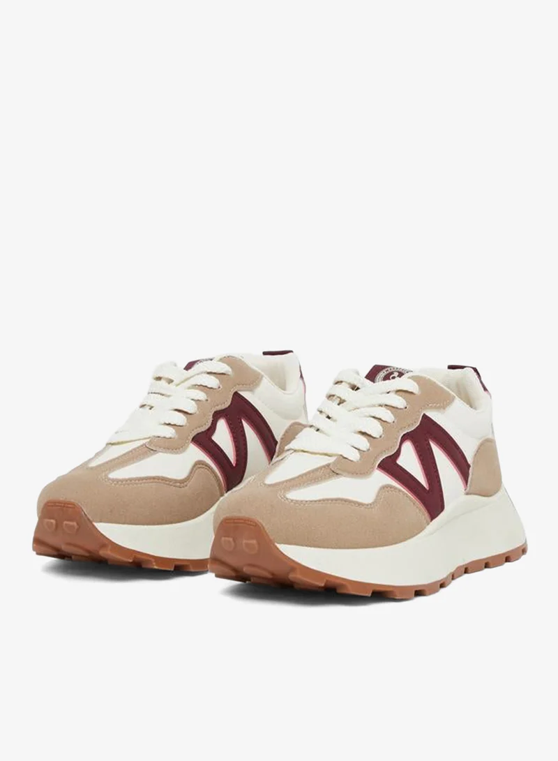 ستايلي سنيكرز لاصق ملون من الدانتيل