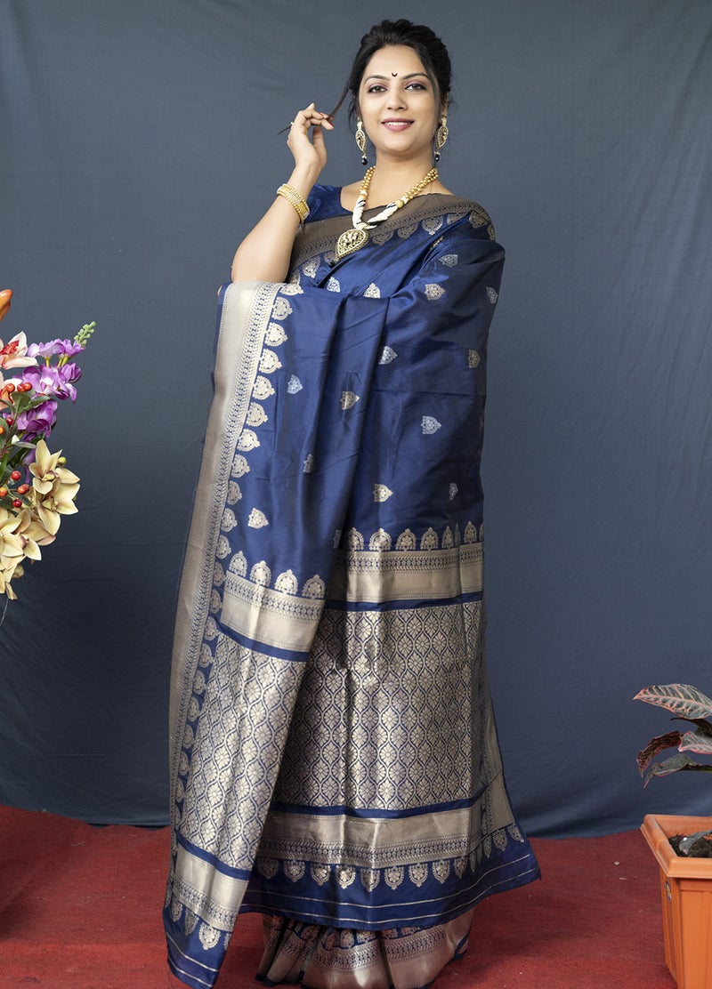 AMIRAT Women's Banarasi Silk Saree With Golden Zari Woven With Blouse Piece (Navy Blue) - Image 5