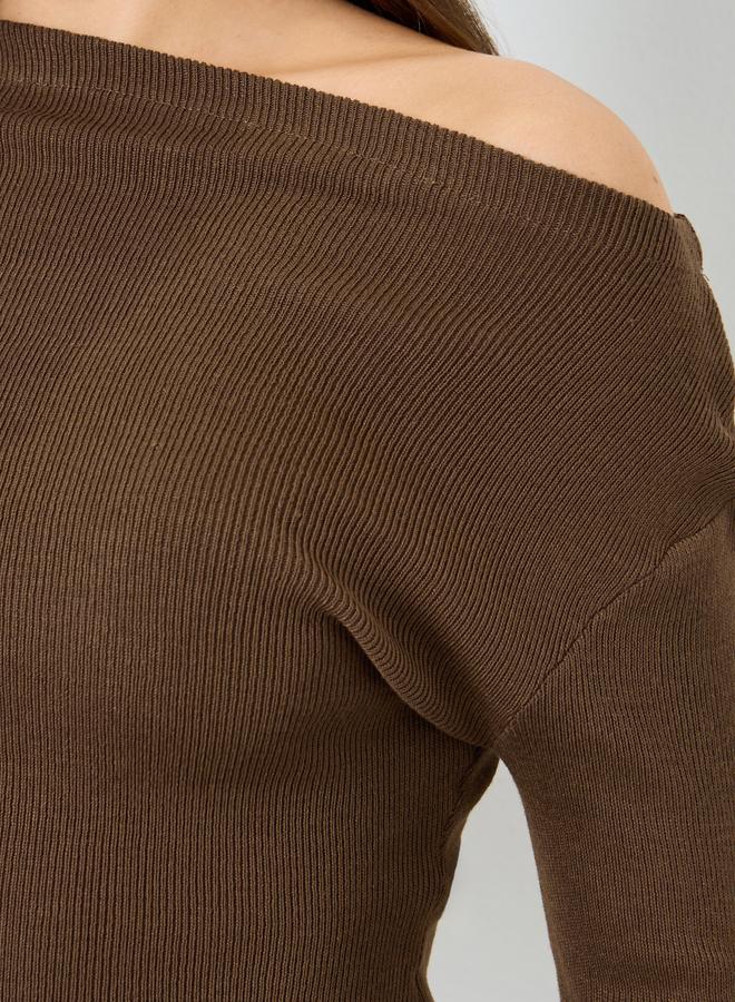 ستايلي بلوزة محبوكة بكتف واحد - Image 4