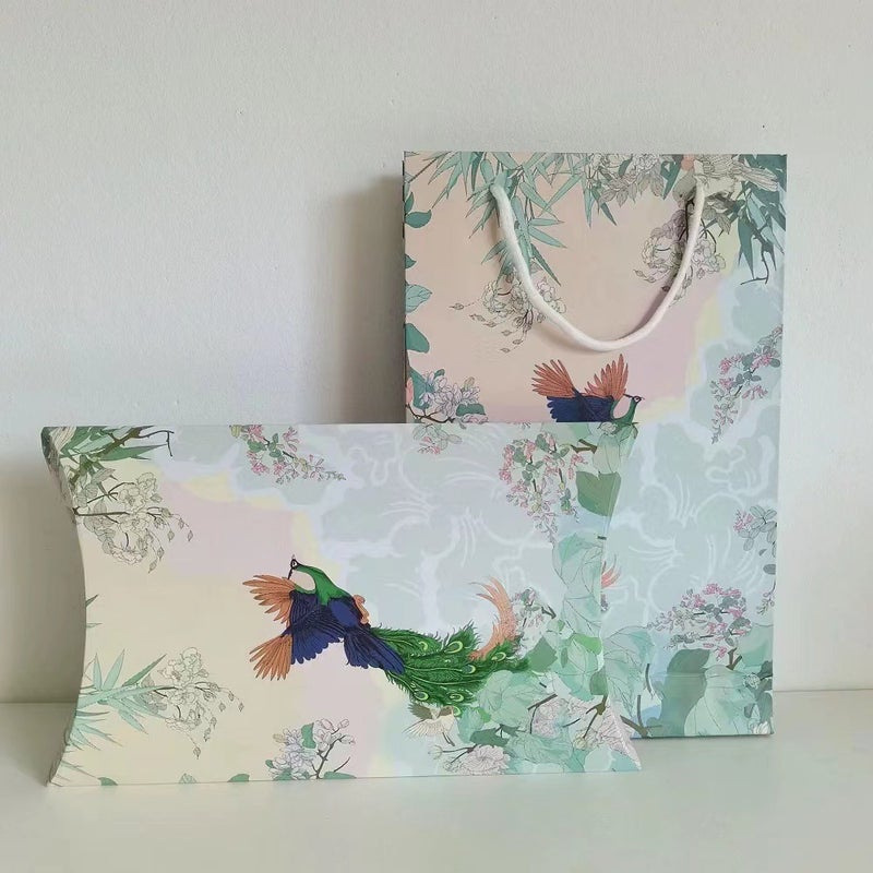2026 High-End Exquisite Packaging Silk Scarf Special Gift Box Creative Packaging Box Handbag Various Styles - Image 1