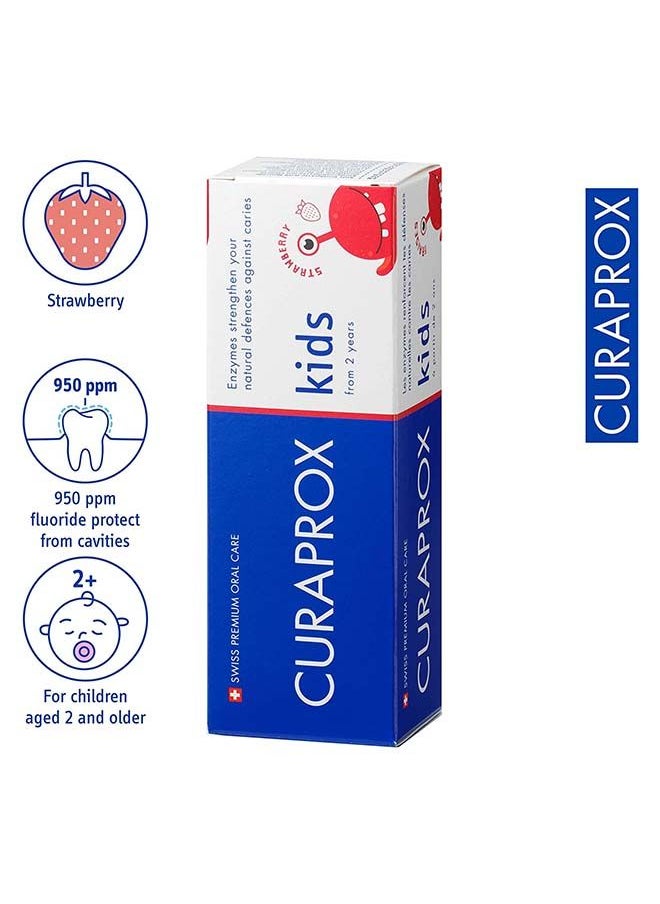 CURAPROX - معجون أسنان كيورابروكس للأطفال بنكهة الفراولة، 60 مل - معجون أسنان بنكهة الفراولة للأطفال من عمر سنتين فما فوق مع 950 جزء في المليون من الفلورايد - خالٍ من كبريتات لوريل الصوديوم والبلاستيك الدقيق والتريكلوسان للأطفال. - Image 1