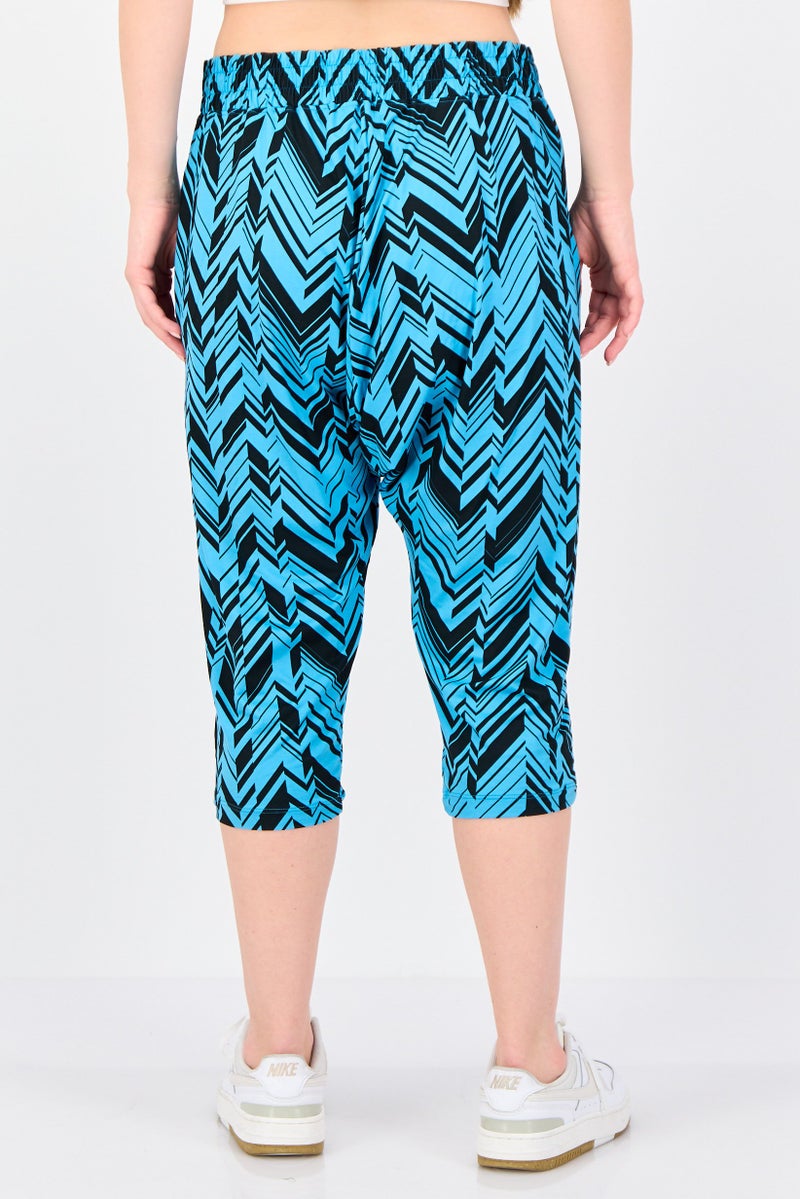 Nike Women Sportswear Fit Yoga Capri Leggings, Multicolor - Image 2