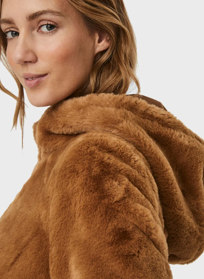 VERO MODA Faux Fur Hooded Jacket