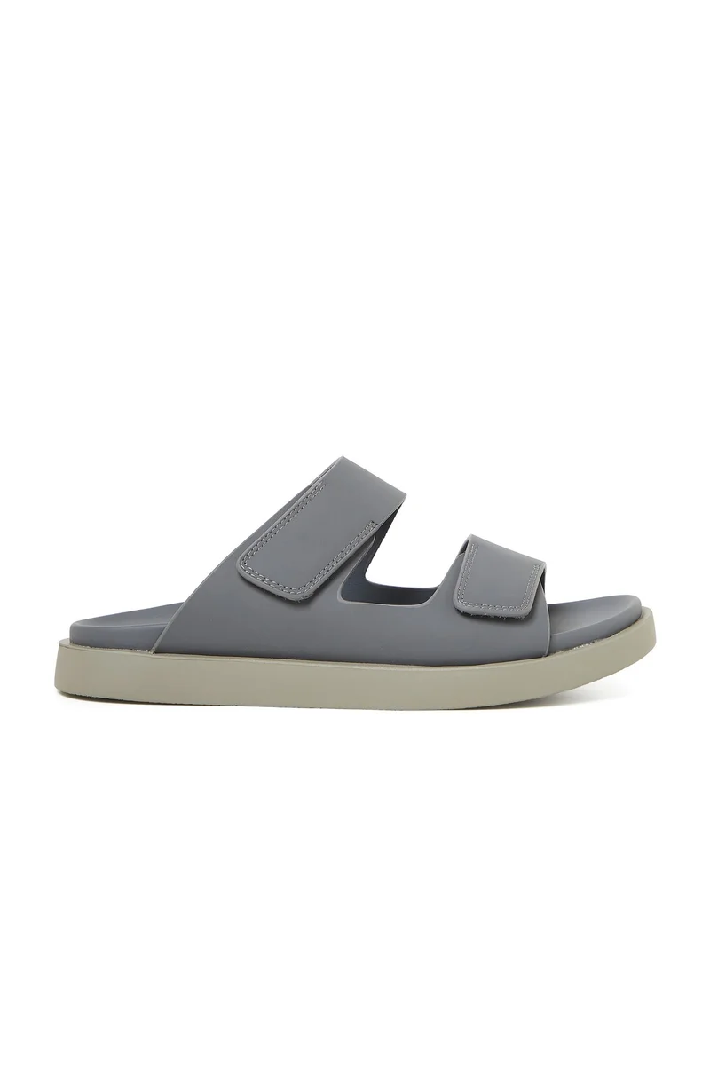 Geoomnii GEOOMNII Arabic Sandals for Mens – GREY Sandals with Slip On | Comfortable PU Upper & TPR Sole