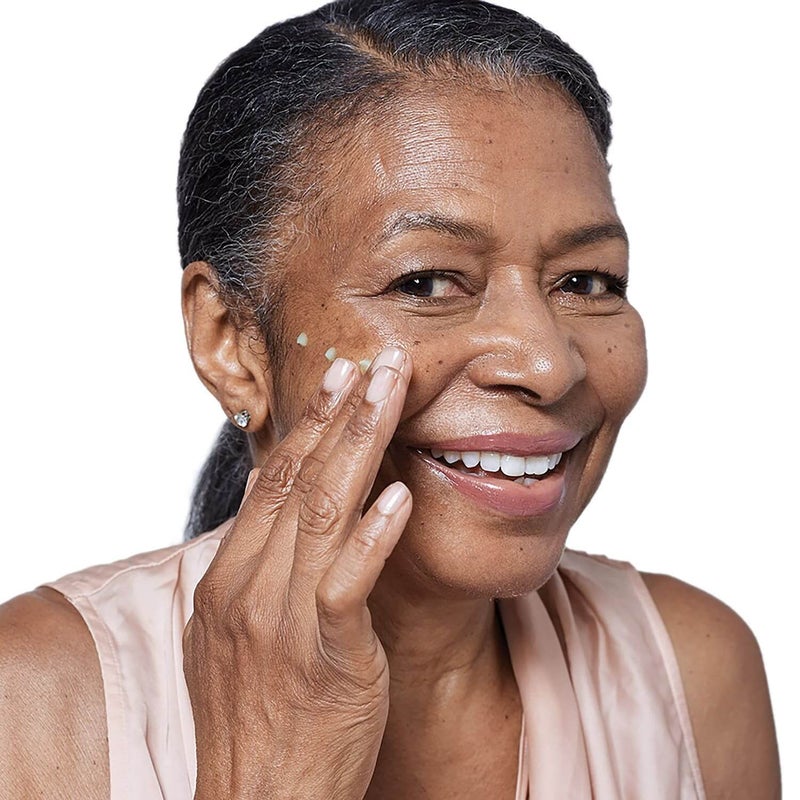 IT COSMETICS Hello Results Wrinkle-Reducing Daily Retinol Serum-in-Cream - Image 5